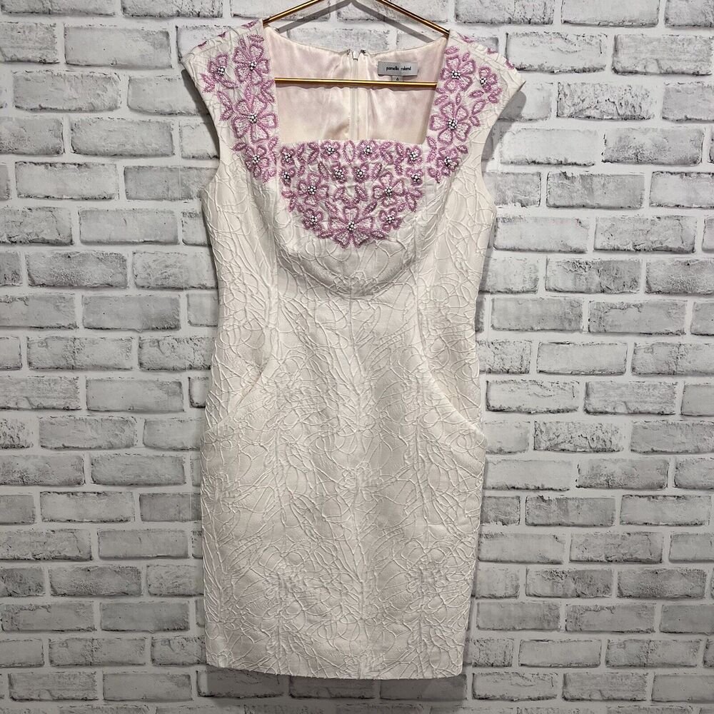 Pamella Roland White Beaded 100% Silk Made In The USA Size 4 Embossed Dress